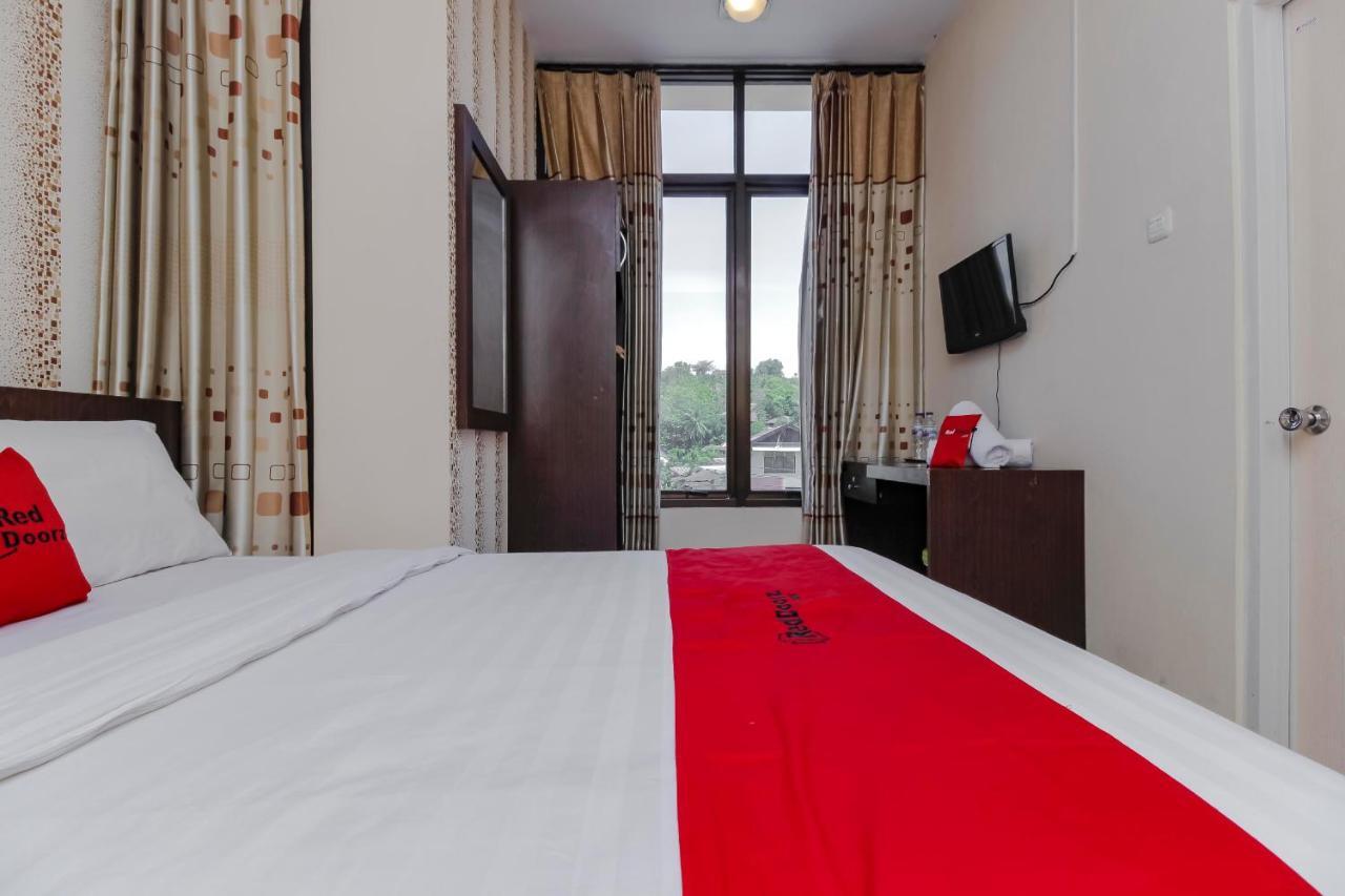 Reddoorz Plus @ Paal 2 Manado Luaran gambar
