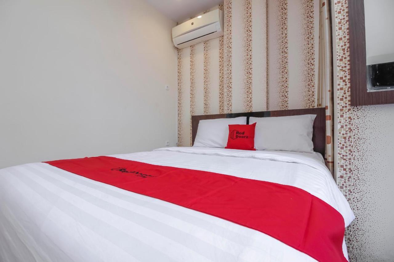 Reddoorz Plus @ Paal 2 Manado Luaran gambar
